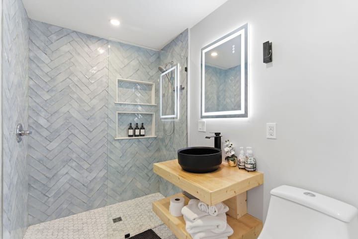 Seastone Unit 2 |Across Beach |Steps To Boardwalk - Carolina Beach, NC