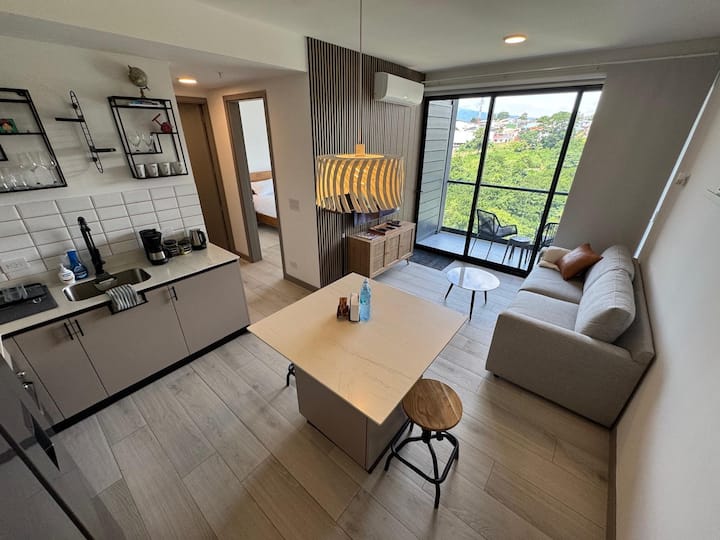 Luxurious Chic 1-bdr Apt W/ac - San José