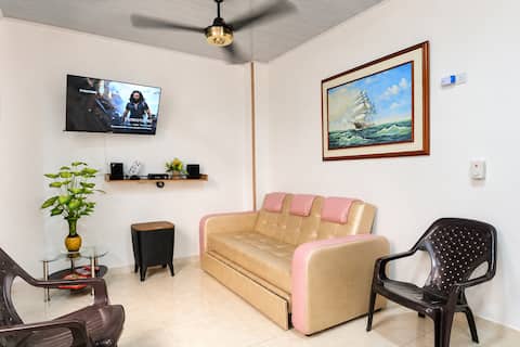 Top performing Airbnb: Family apartment for 7 near Cafam and Piscilago in Melgar