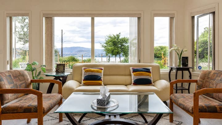 New 3br Guest Suite |  Lakeview,  Private Entry - Kelowna