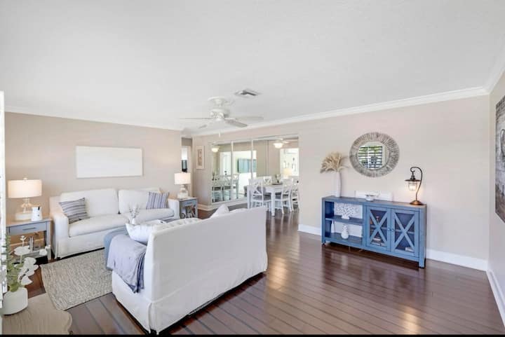 House With A Pool/hottub By The Beach! - Deerfield Beach, FL