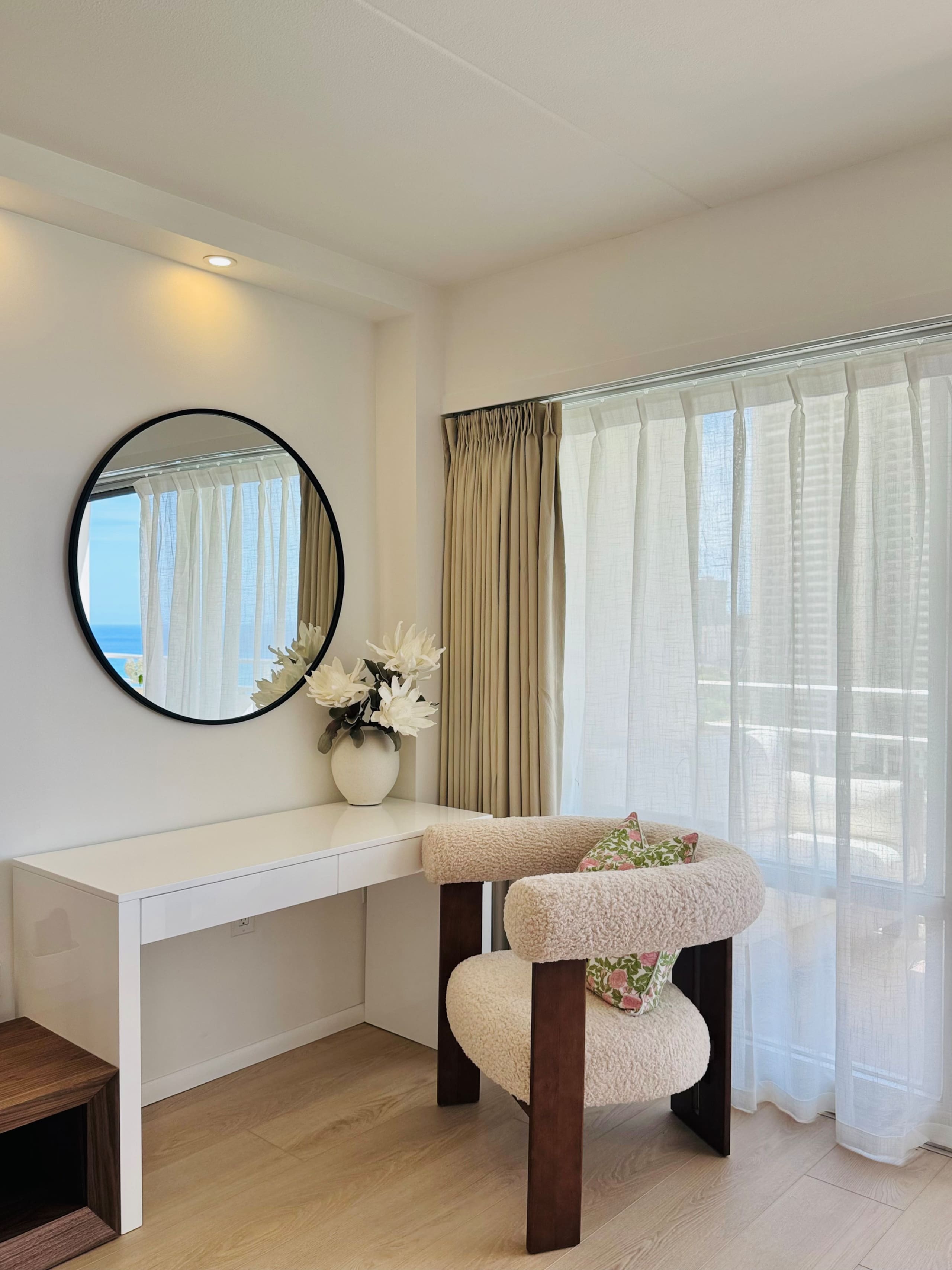 Condo in Honolulu · ★4.95 · 1 bedroom · 2 beds · 1 private bath - Image 20