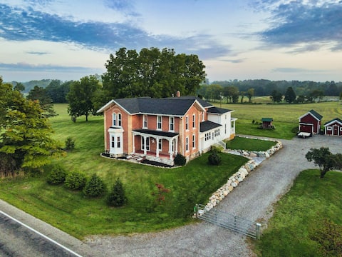 Hidden Creek Homestead