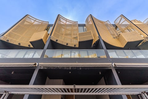 Private 4BR Luxury Villa | Thonglor Neighborhood