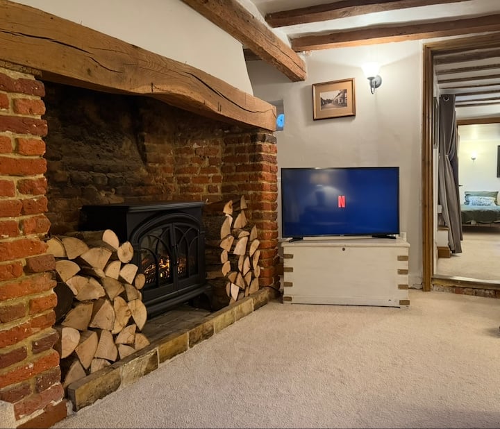 Beautiful Cottage Opposite The Castle! - Suffolk