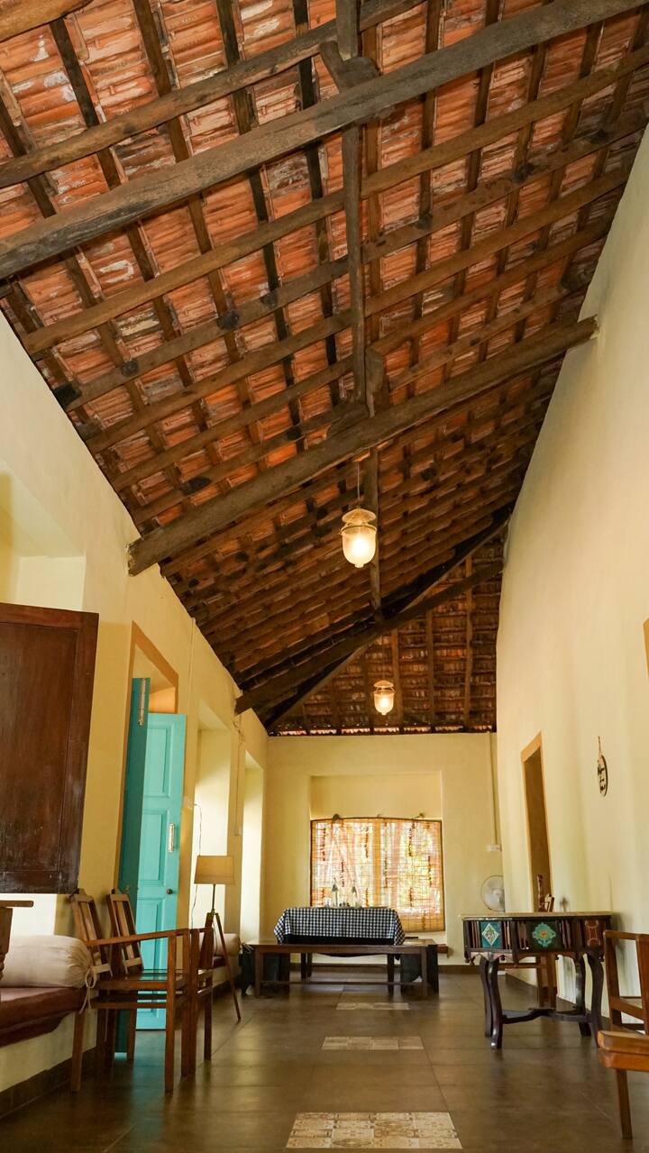 Living room image 1