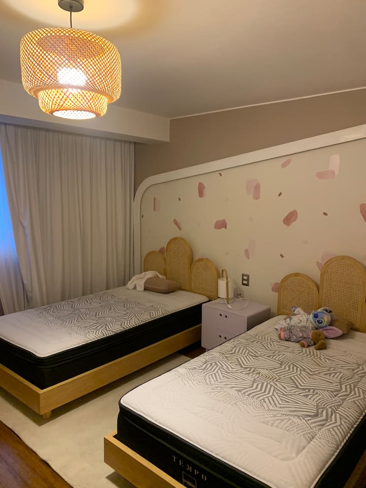 غرفة النوم 2