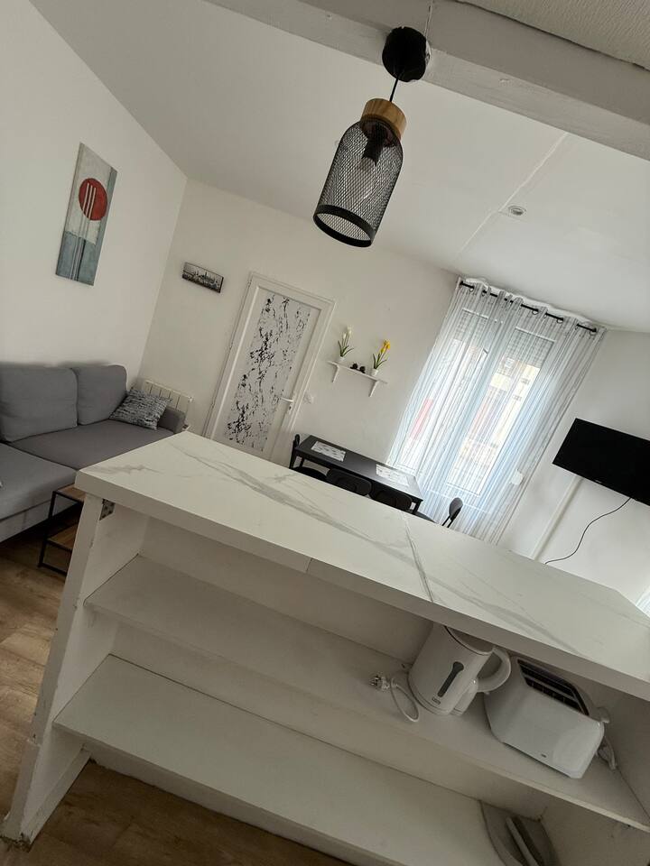 Maison De Ville Cosy 4 Pers , Emplacement Au Top - Cléon