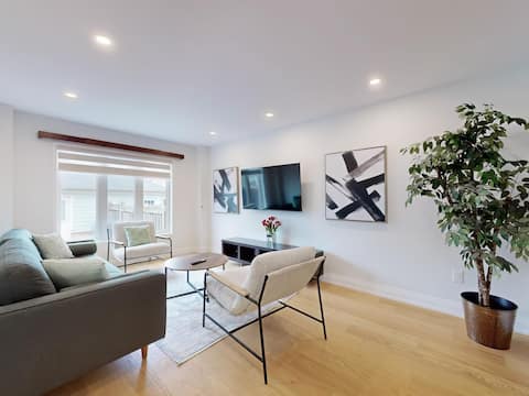 Successful Airbnb property: 5BR Entire Home Cornell, Markham in Greensborough