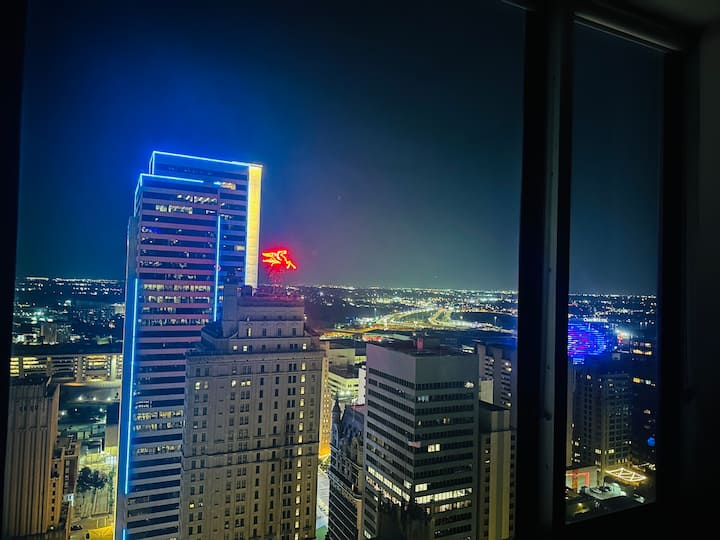 Vista desde el dormitorio por la noche. 