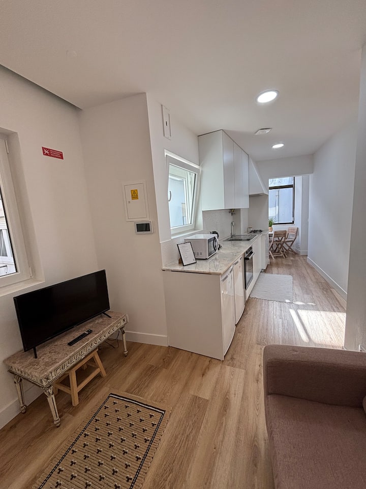 Casa De Marmorite - T2 Confortável A 3min Da Praia - Maiorca