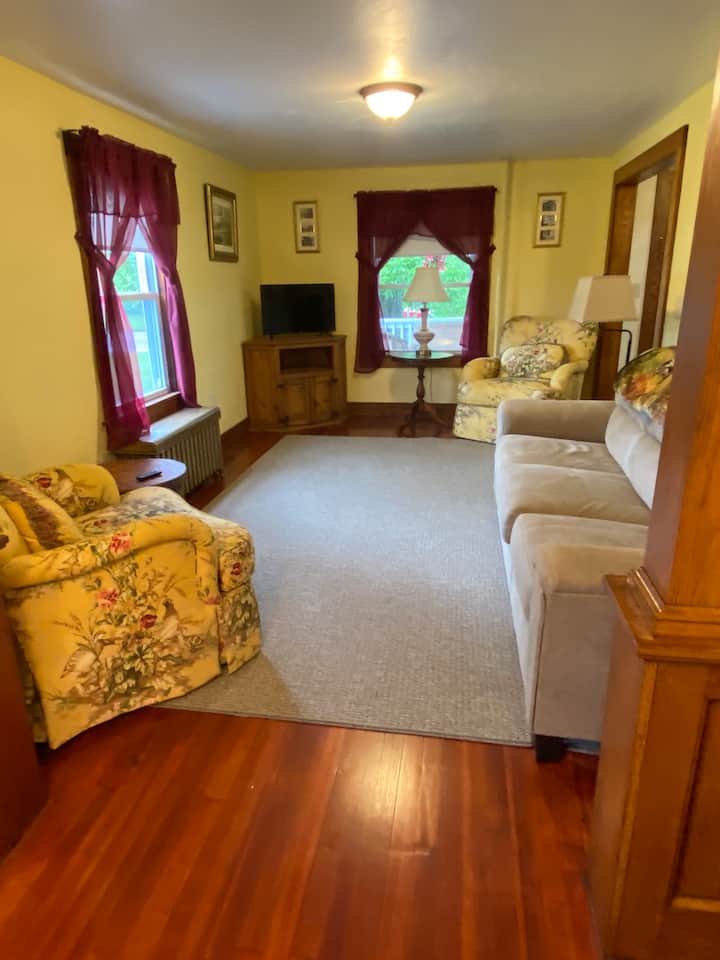 The E. Dean Farm House - Cornwall, CT
