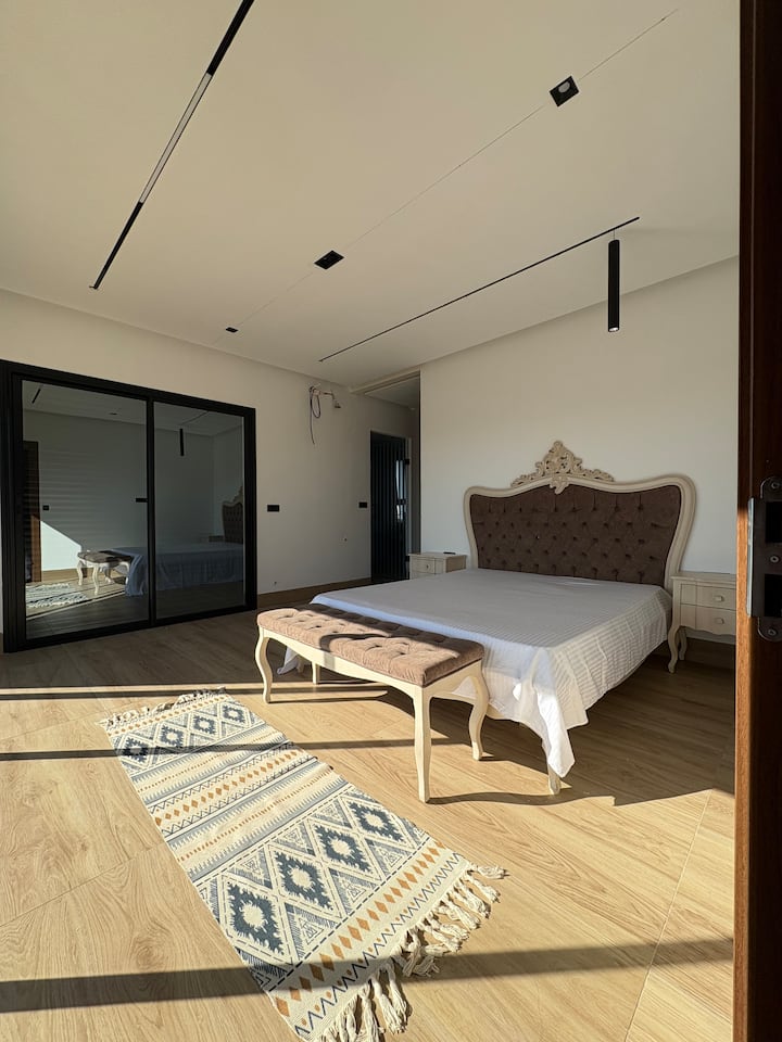 საძინებელი 1