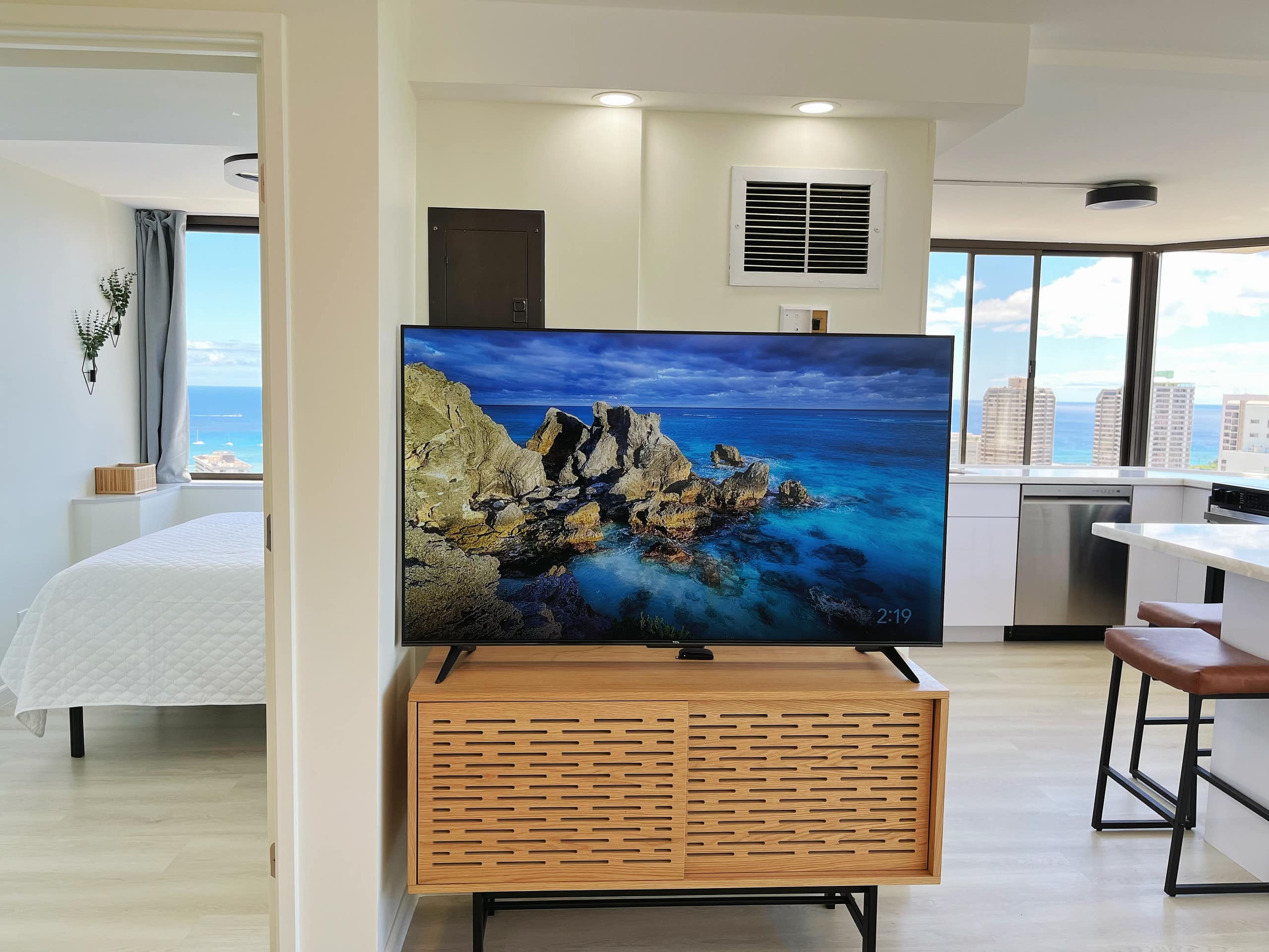Only One In Waikiki Dual Private Penthouse 43 FL - Image 31