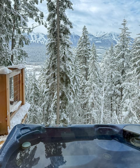 Timberhaus - cabin w/ private hot tub