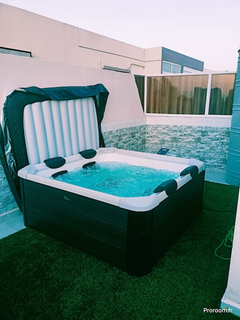 F3 on Terrace & Jacuzzi Sea View - Perfect Family