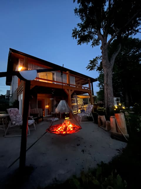 Gatineau River’s Cottage in the Vallée