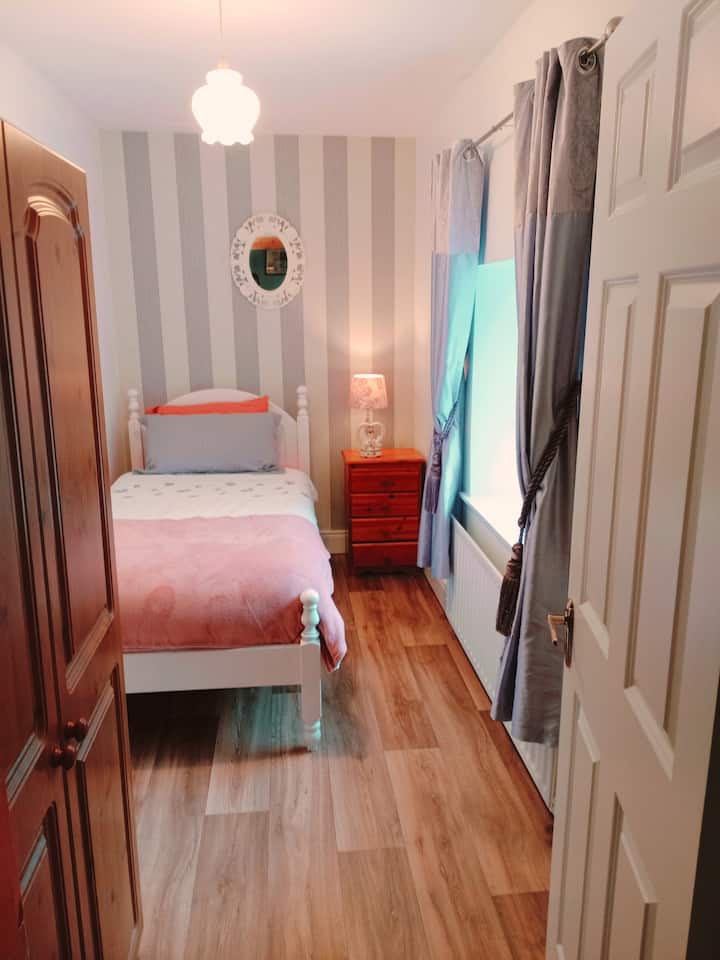 პირველი სართულის ერთსაძინებლიანი 