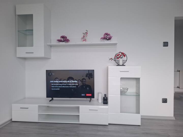 Tabor View Apartment With Sauna-free Parking - Maribor