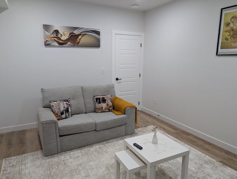 Top performing Airbnb: Cozy Private Basement Suite in SW Calgary in Pine Creek