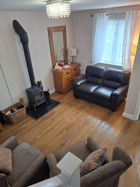 Popular Airbnb listing: Marrick Cottage in Richmond