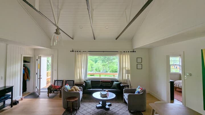 Catskills Retreat W/ Outdoor Sauna - Narrowsburg, NY