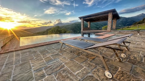 Romantic stay, where Tuscany meets the sky!
