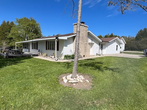 Sac Bay Sunset Beach House