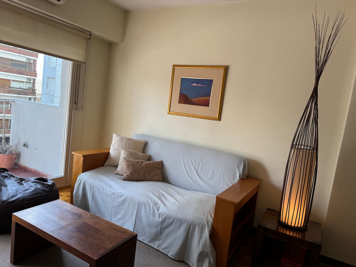 Departamento de 2 dormitorios con balcón en Palermo