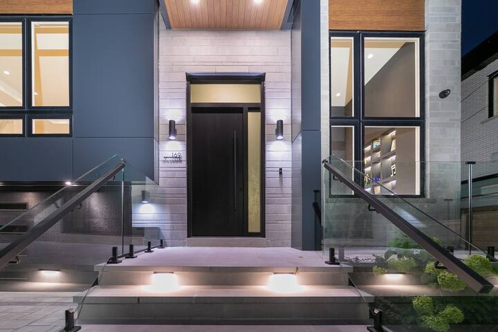 5000SF 5 BDRM Smart Home in North York gallery image 4
