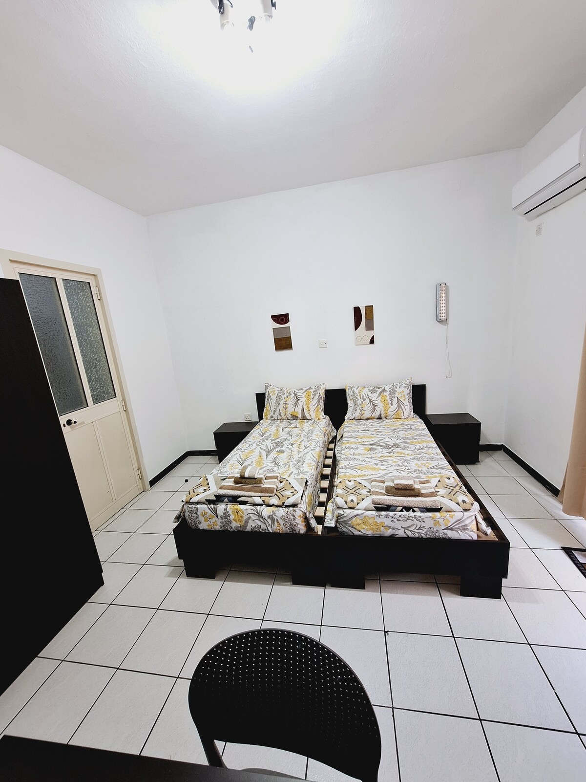 Lovely Paceville Studio E