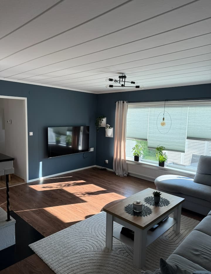 Familjevänligt Hus Med Pool - Västervik