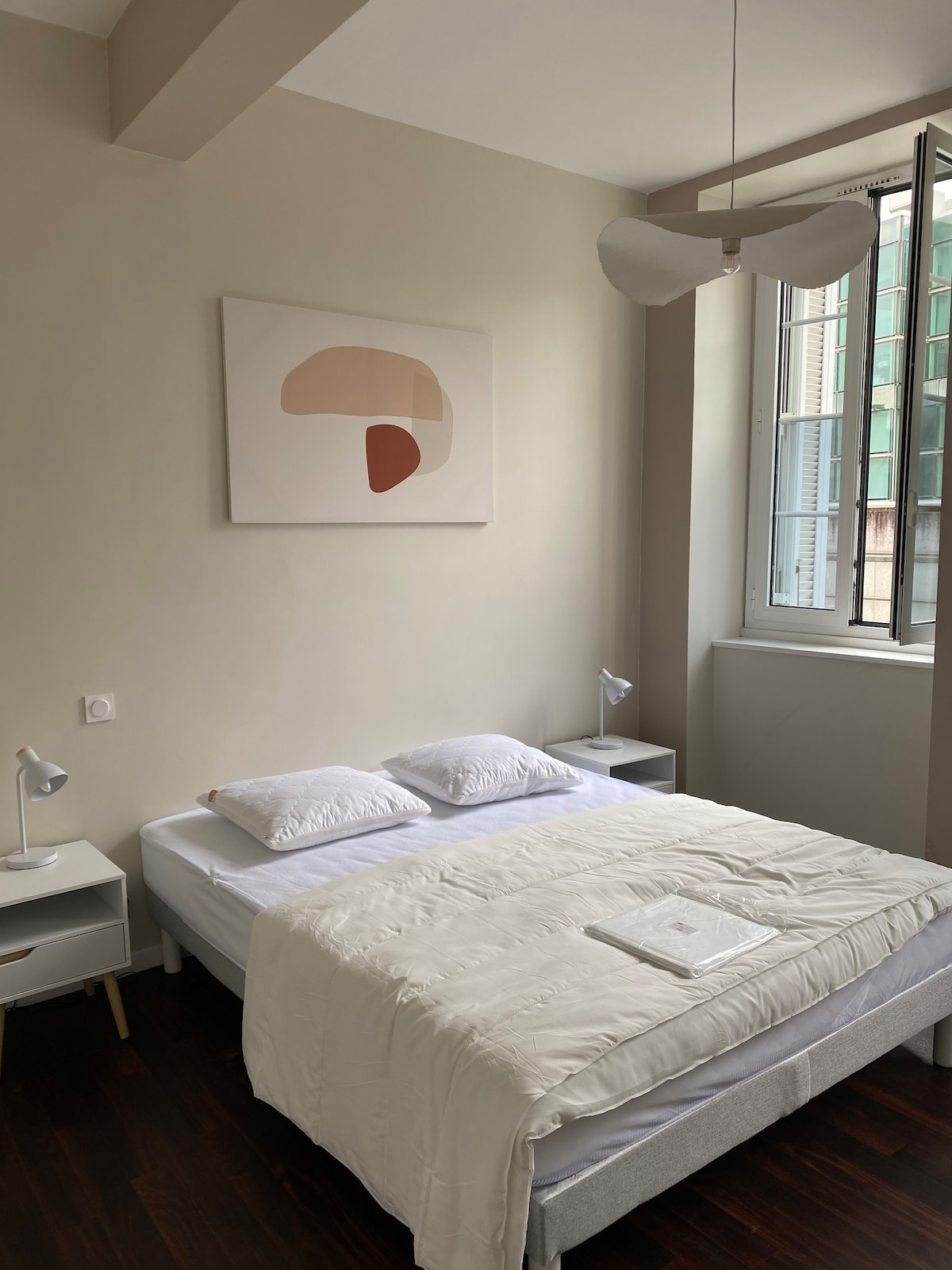 غرفة النوم 1