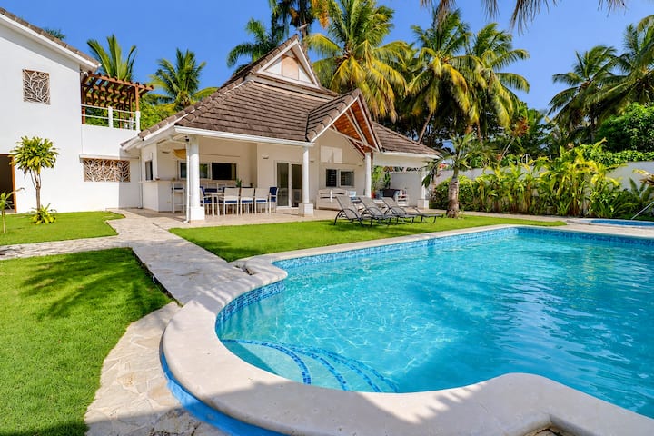 Grande Villa 5 Ch Avec Piscine à 300m De La Mer - Las Terrenas