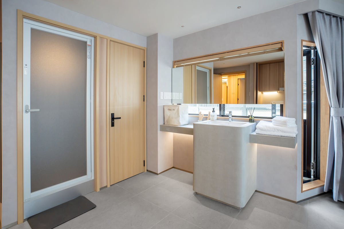 CHAYA Hotel 201 - Apartments for Rent in Osaka, Osaka, Japan - Airbnb