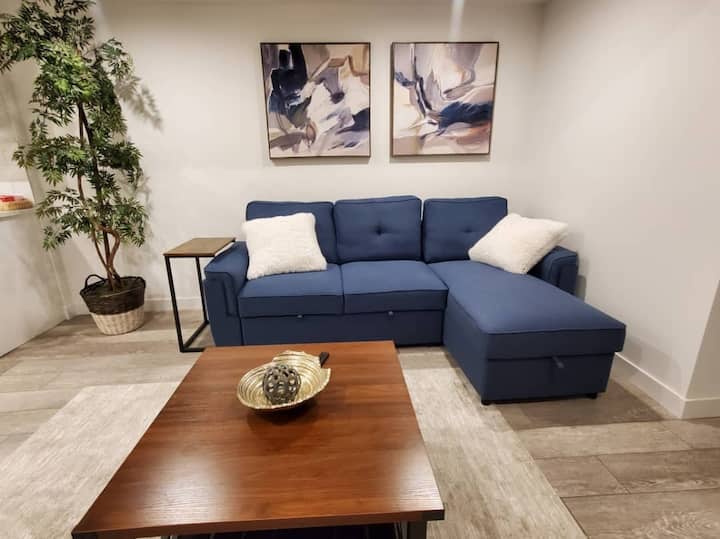 Cozy And Quiet Basement Suite Near Yyc Airport - Calgary