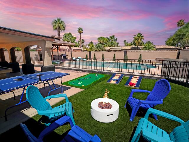 Aurora Oasis | Olimpic Pool/Diving Board /Bbq gallery image 3