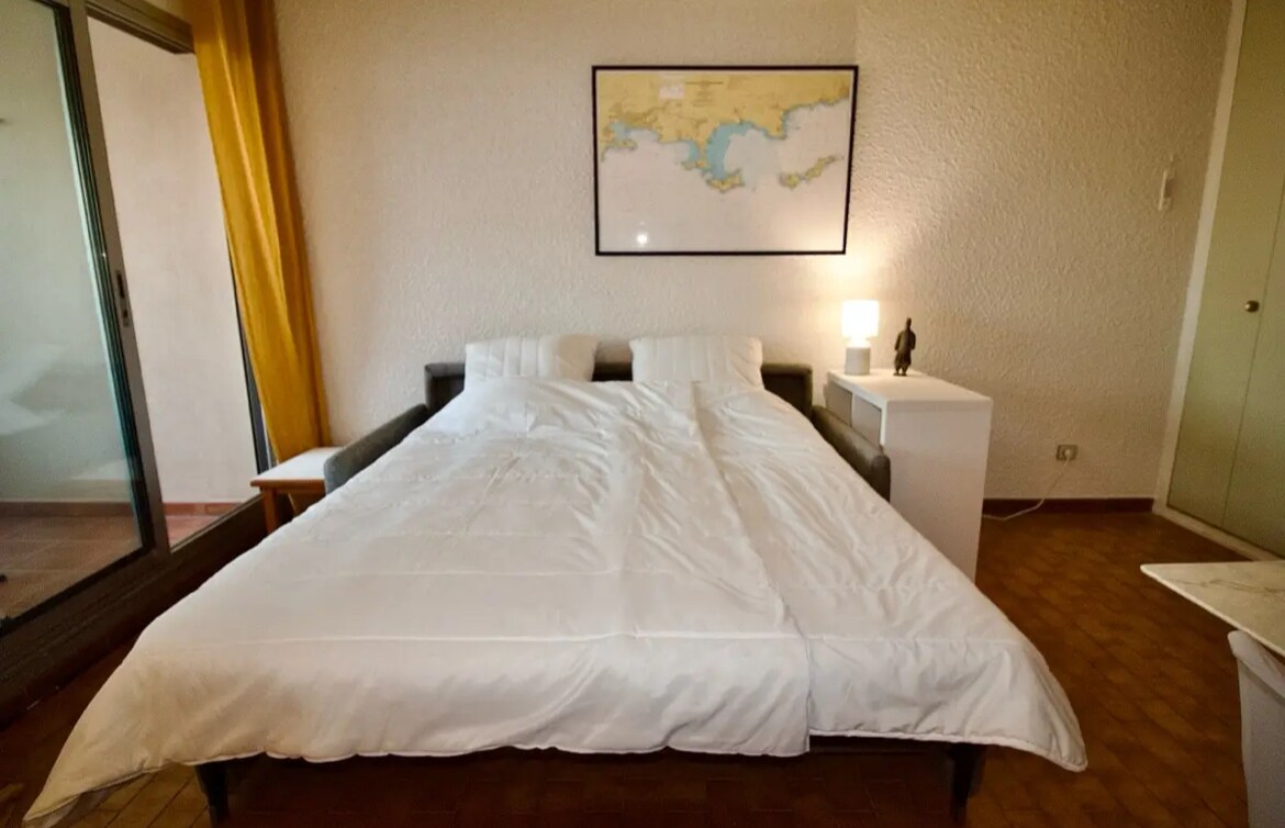 Ambienti i dhomës së gjumit 2