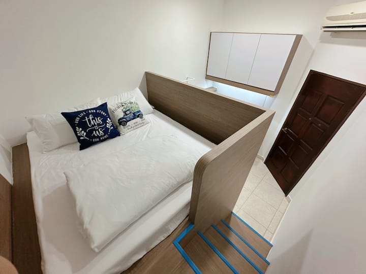 Schlafzimmer 2