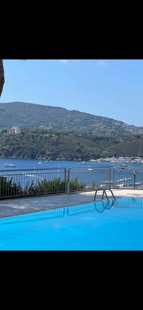 [FREE PARKING] Pool with sea view