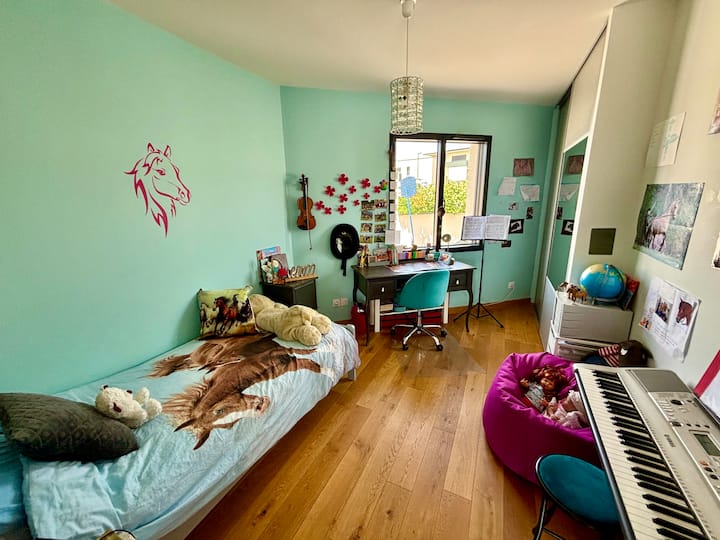 საძინებელი 1