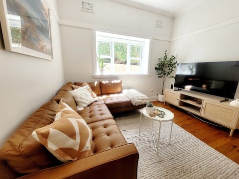 Sublime at Bondi Beach. 1 bedrm near beach & walks