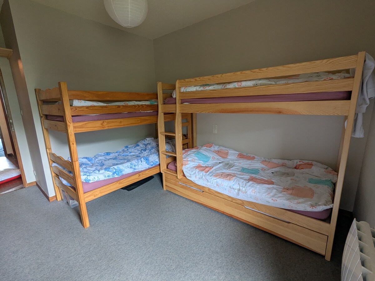 საძინებელი 3