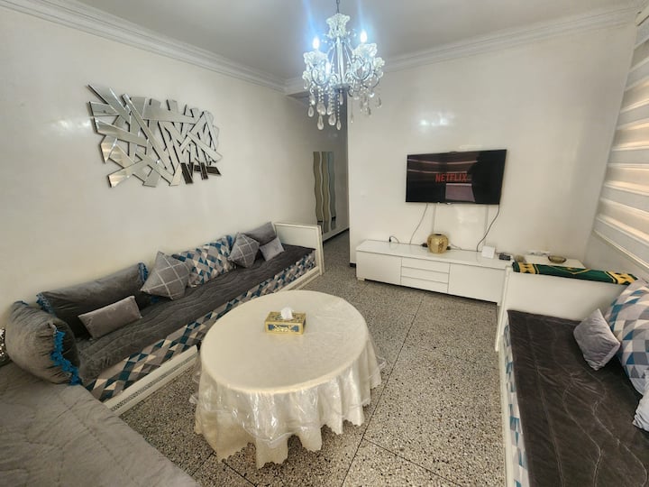 Chic Urban Escape: Central Tangier Flat - Tanger