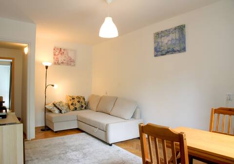 Popular Airbnb listing: Targówek Trocka Metro Studio in Targówek