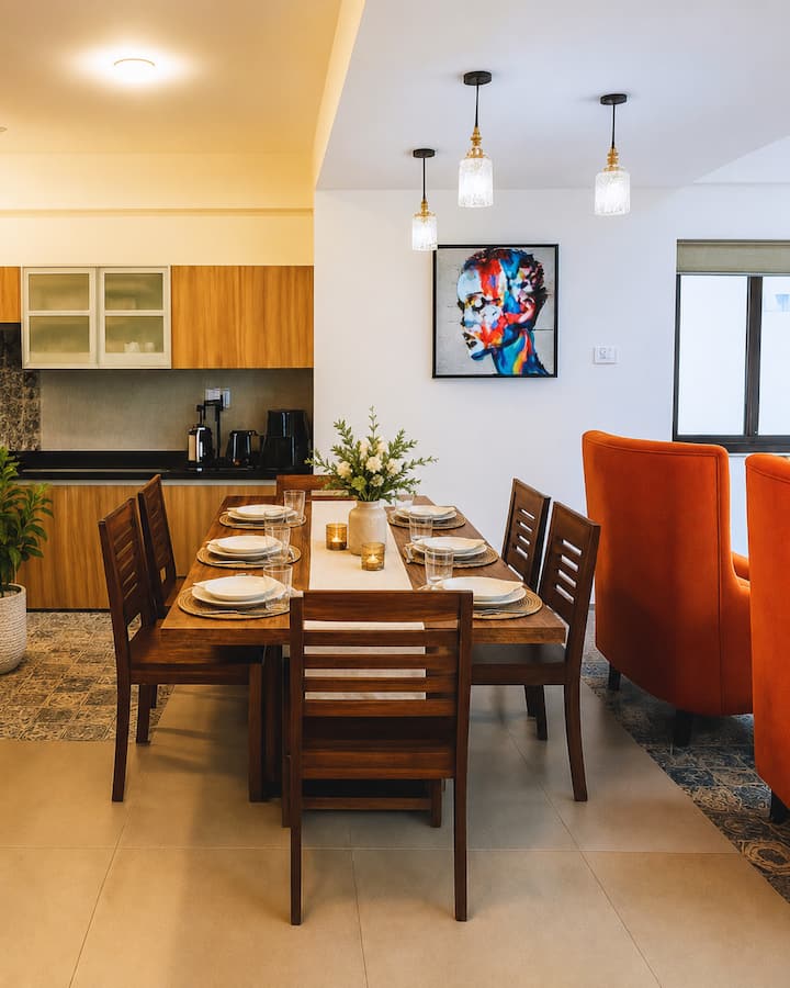Dining area image 1