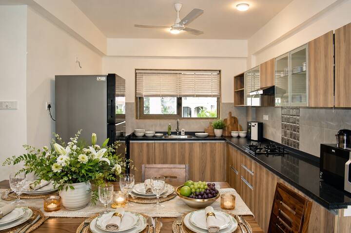 Full kitchen image 2