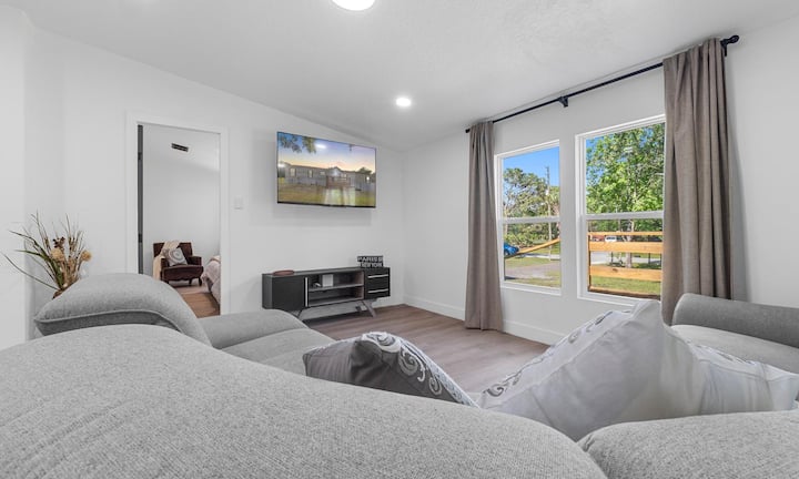 Fox Ridge House + Wifi + Bbq + Mini Golf - Wesley Chapel