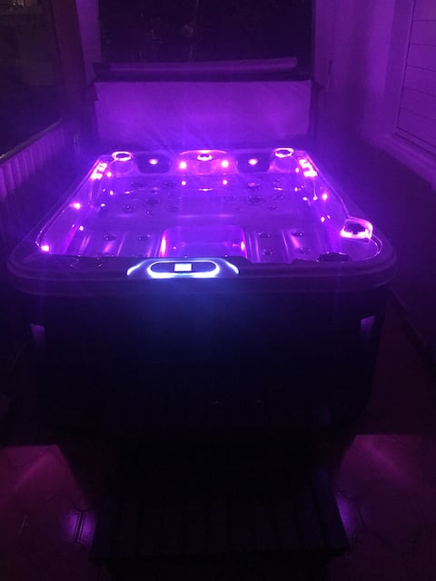 Villa Aloha - Large capacity with Jacuzzi