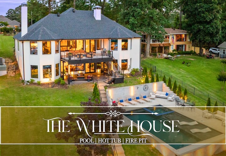 Lakefront Luxury w/Private Heated Pool & Dock